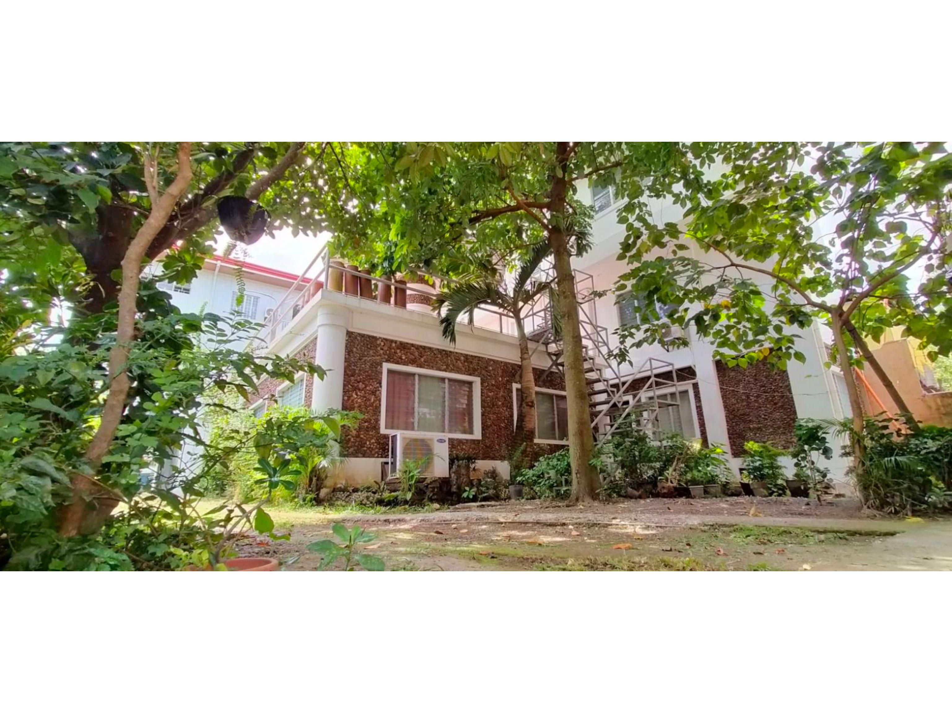 Oyo 799 Ddd Habitat Iloilo Hotel Екстериор снимка