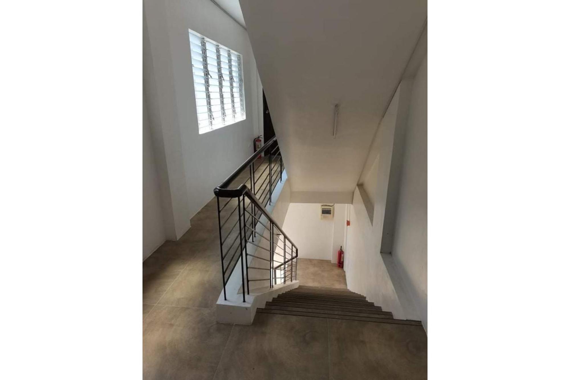 Oyo 799 Ddd Habitat Iloilo Hotel Екстериор снимка