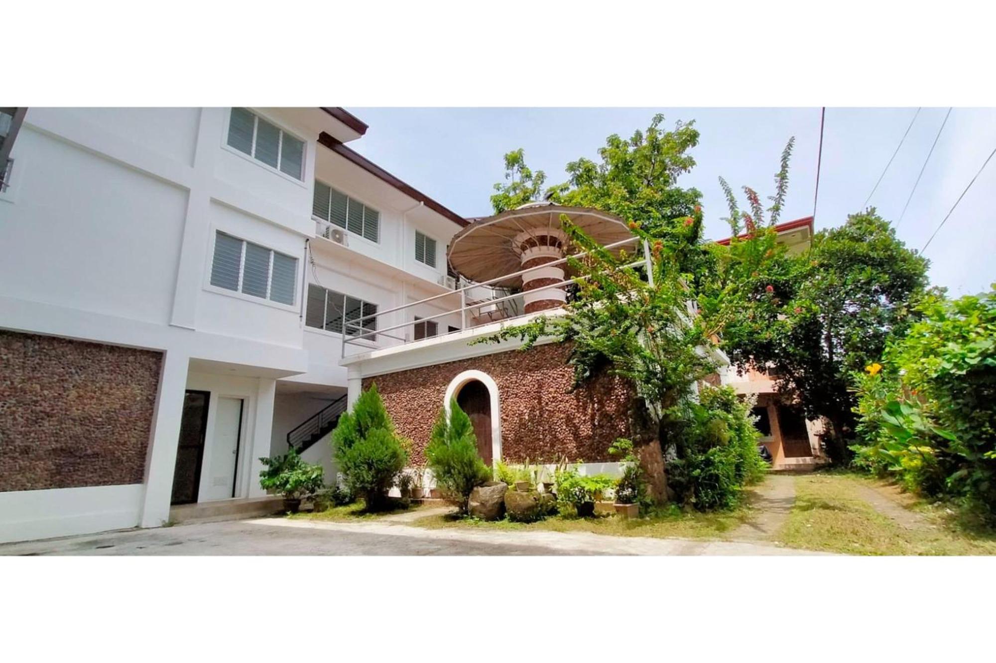 Oyo 799 Ddd Habitat Iloilo Hotel Екстериор снимка